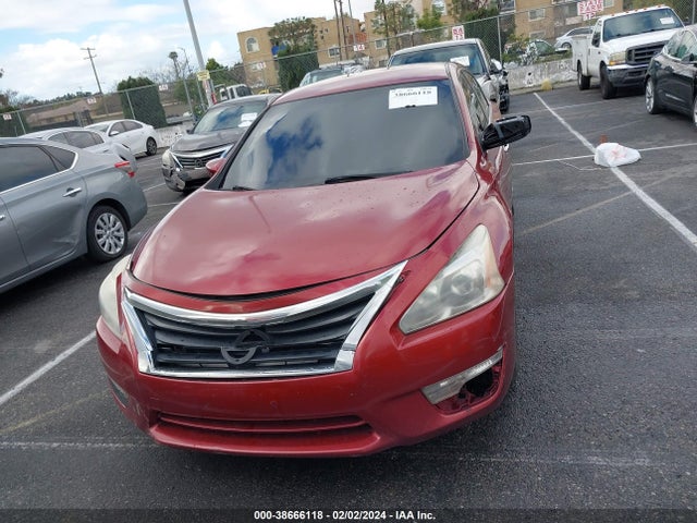 Nissan Altima 2.5 S 2015 1N4AL3AP0FC568528 Image 12