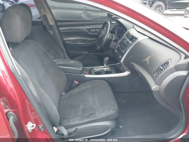 Nissan Altima 2.5 S 2015 1N4AL3AP0FC568528 Image 5