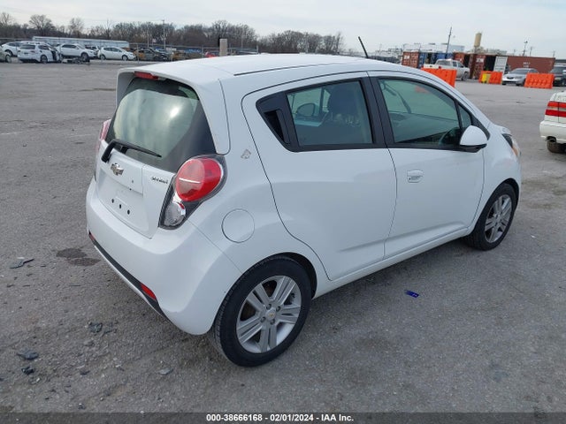 Chevrolet Spark Ls Auto 2014 KL8CB6S93EC444574 Image 4