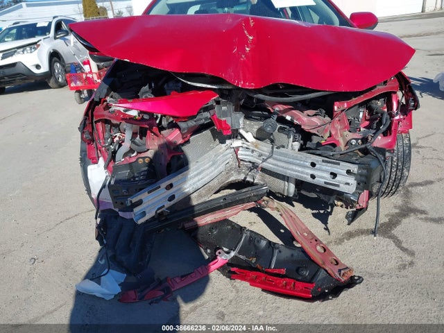 5YFEPRAE1LP066499 Toyota COROLLA LE