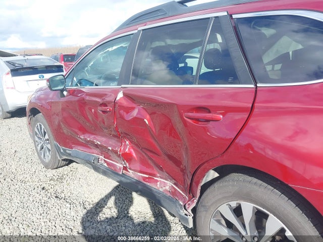 Subaru Outback 2.5i Limited 2015 4S4BSBJC0F3248162 Image 17