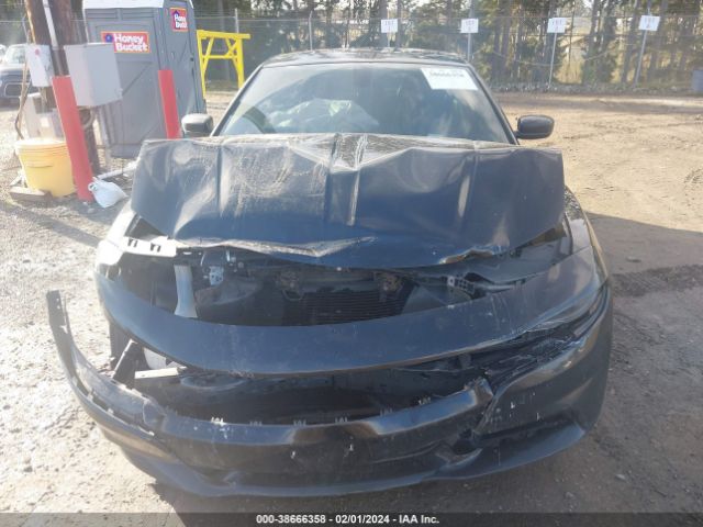 2C3CDXBG3KH695680 Dodge Charger Sxt Rwd