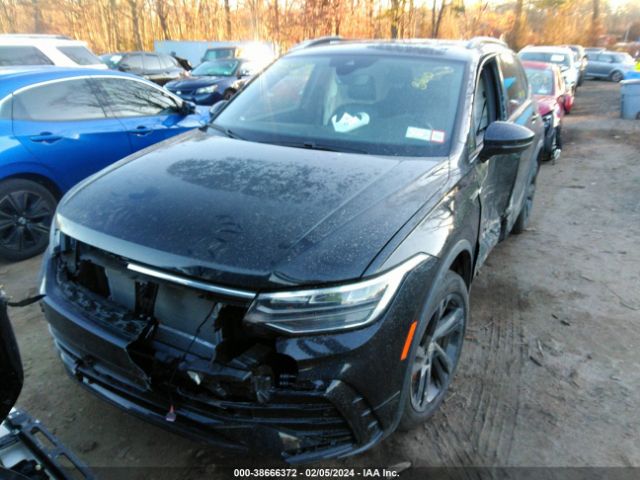 3VV8B7AX1PM139628 Volkswagen Tiguan 2.0t Se R-line Black