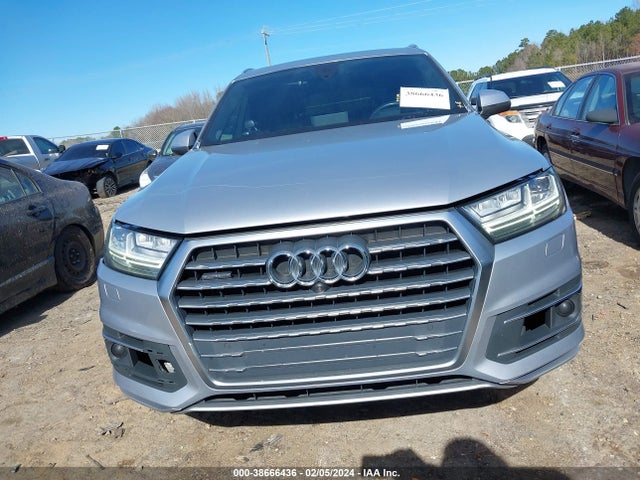 WA1VAAF73JD044091 Audi Q7 3.0t Premium
