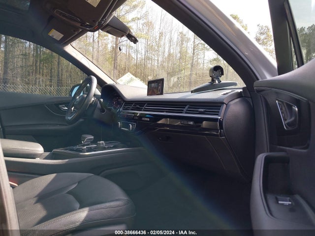 WA1VAAF73JD044091 Audi Q7 3.0t Premium