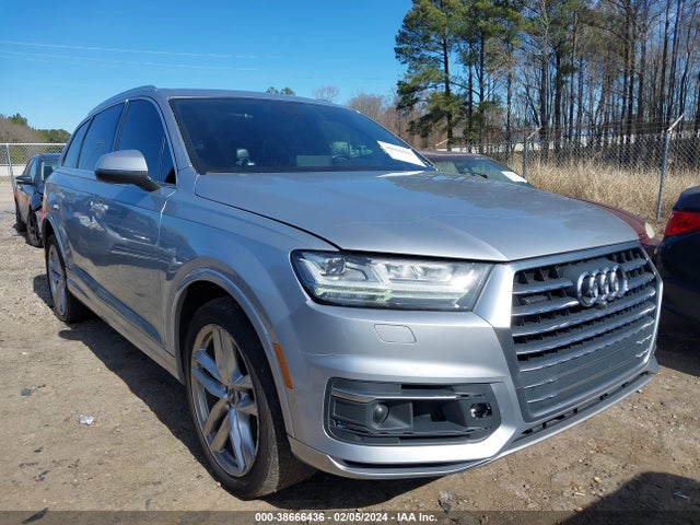 WA1VAAF73JD044091 Audi Q7 3.0t Premium