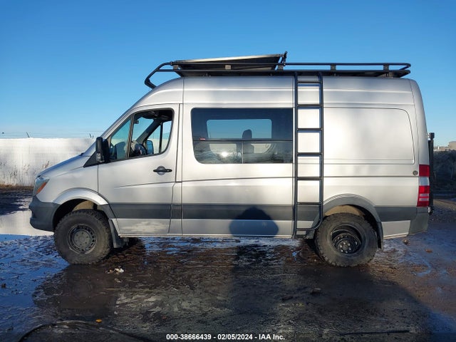 WD4FE7CDXHP500792 Mercedes-Benz Sprinter 2500 Standard Roof V6