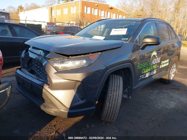Toyota RAV4 LE 2019 2T3F1RFV5KW047201 Image 2
