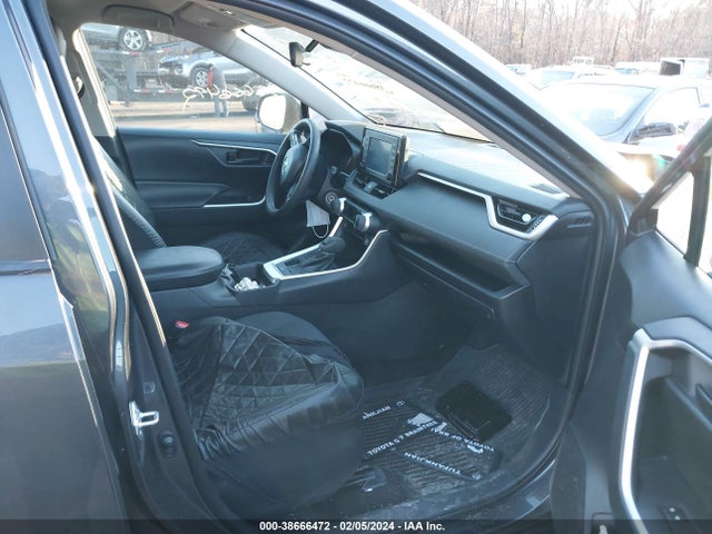 Toyota RAV4 LE 2019 2T3F1RFV5KW047201 Image 5