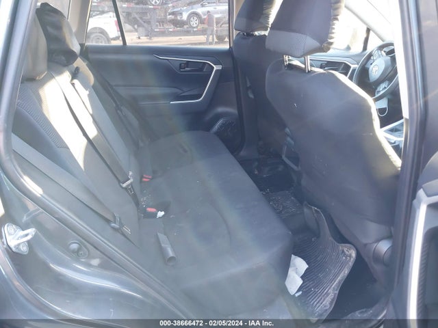 Toyota RAV4 LE 2019 2T3F1RFV5KW047201 Image 8