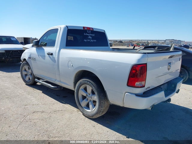 RAM 1500 Express 2014 3C6JR6AT0EG101622 Image 3
