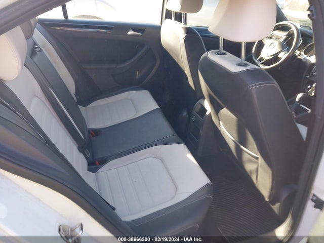 3VWD17AJ5FM414912 Volkswagen Jetta 1.8t Sport