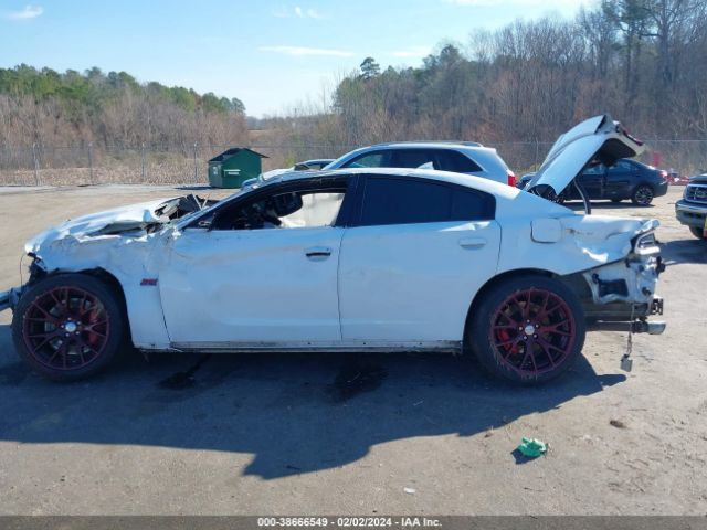 2C3CDXEJ8GH285861 Dodge Charger Srt 392