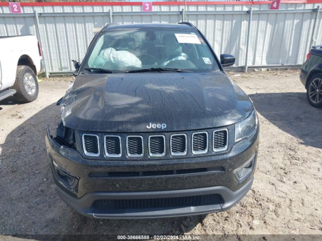 3C4NJCBB8KT743482 Jeep Compass Sun And Wheel Fwd