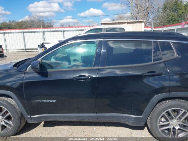 3C4NJCBB8KT743482 Jeep Compass Sun And Wheel Fwd