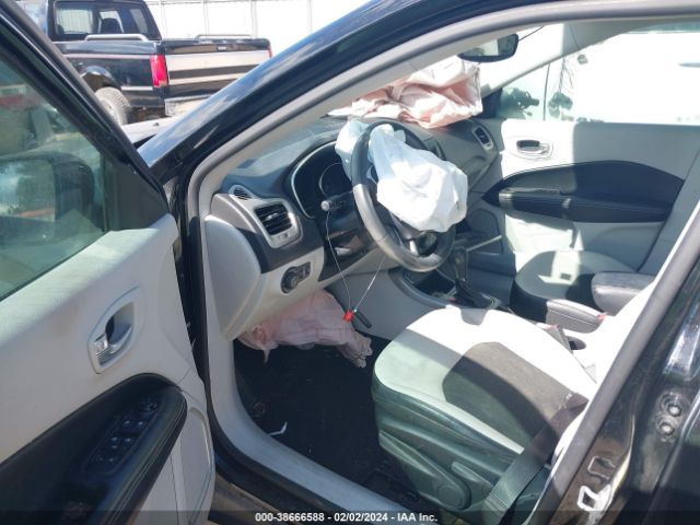 3C4NJCBB8KT743482 Jeep Compass Sun And Wheel Fwd