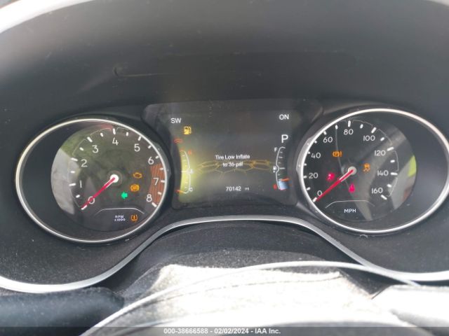 3C4NJCBB8KT743482 Jeep Compass Sun And Wheel Fwd