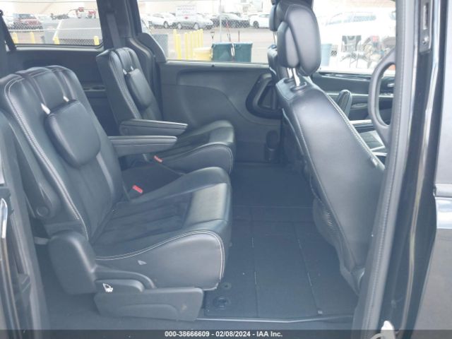 2C4RDGCG6KR502713 Dodge Grand Caravan Sxt