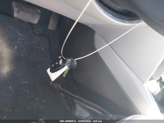 Hyundai ELANTRA SE 2018 5NPD74LF3JH286127 Image 11