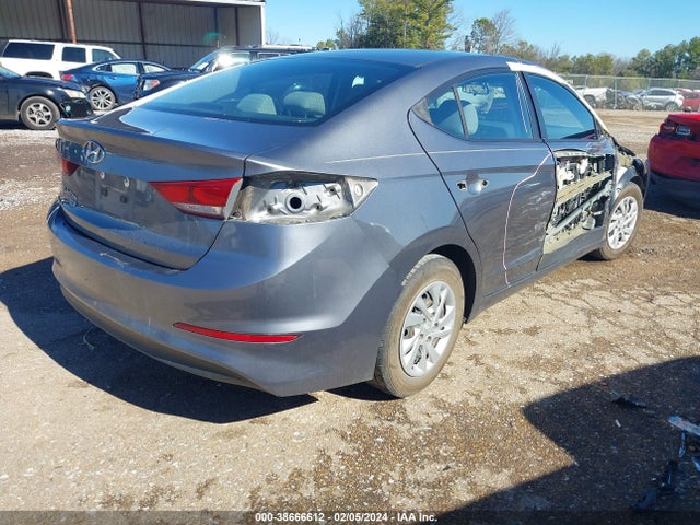 Hyundai ELANTRA SE 2018 5NPD74LF3JH286127 Image 4