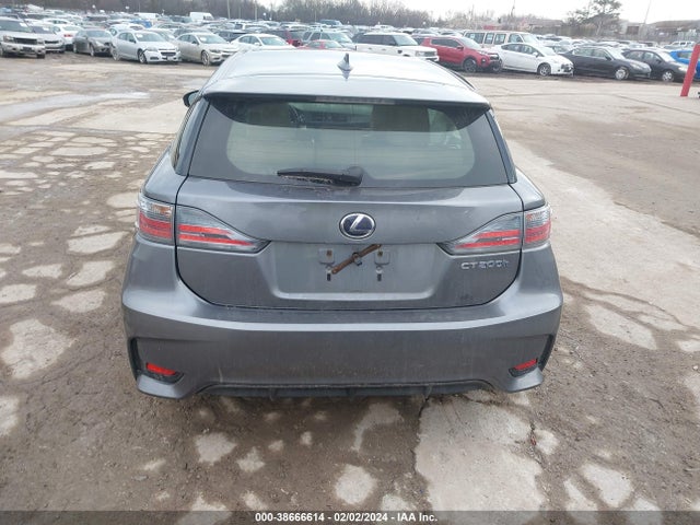 JTHKD5BH7F2221166 Lexus CT 200H