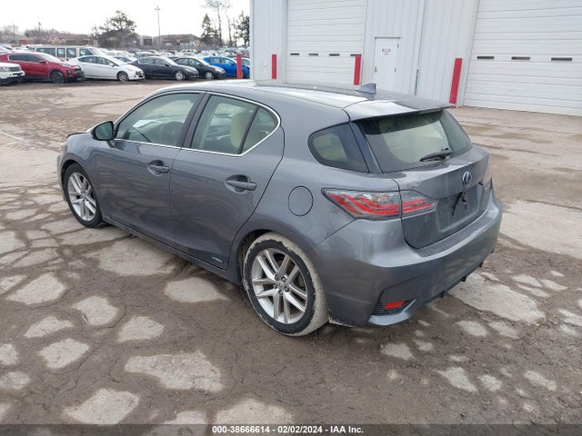 JTHKD5BH7F2221166 Lexus CT 200H