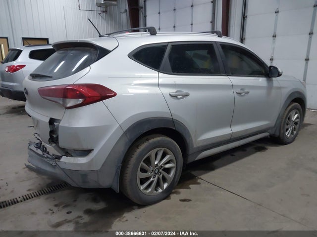 Hyundai TUCSON SE 2017 KM8J3CA42HU400897 Image 4