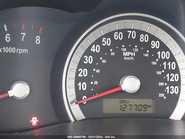 2008 HYUNDAI ENTOURAGE GLS/LIMITED VIN: KNDMC233386054573