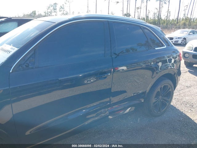 WA1JCCFS6HR005890 Audi Q3 2.0t Premium