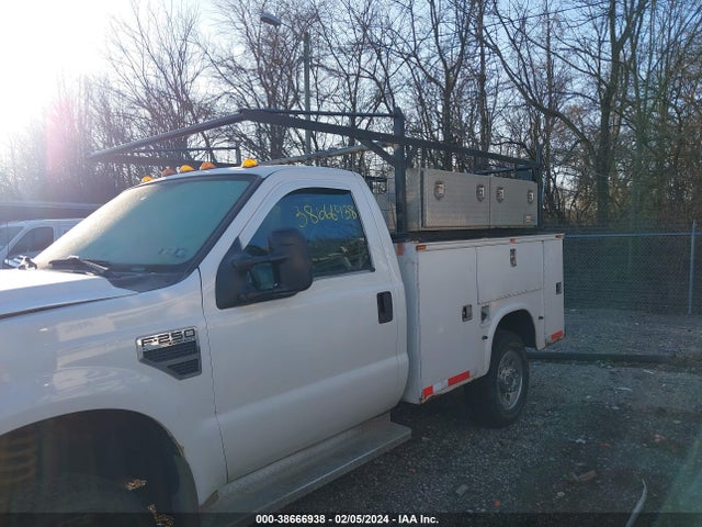 2009 FORD F-250 XL/XLT VIN: 1FDNF21559EA79798