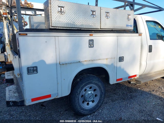 2009 FORD F-250 XL/XLT VIN: 1FDNF21559EA79798