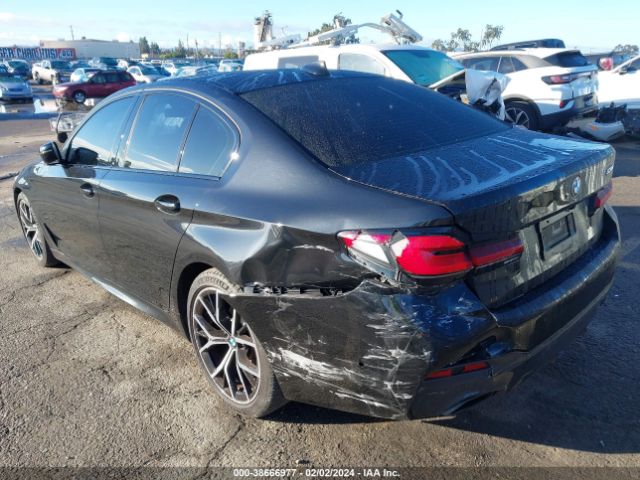 2022 BMW 530I WBA53BH05NCJ56454 Photo 2