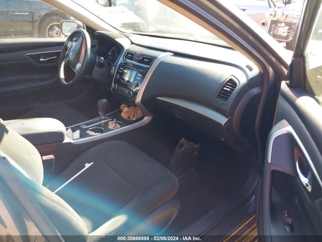 Nissan Altima 2.5 S 2015 1N4AL3AP3FN860274 Image 5