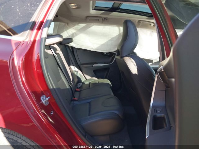 2017 VOLVO XC60 YV440MDR4H2090753 Photo 7