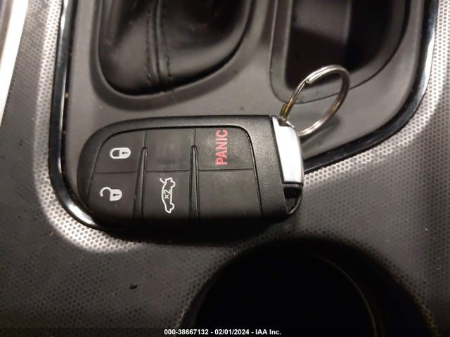 Dodge Challenger Sxt Plus 2018 2C3CDZAG9JH333882 Image 11