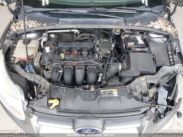 Ford FOCUS SE 2014 1FADP3K26EL220297 Image 10