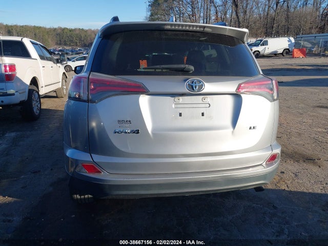 Toyota RAV4 LE 2018 JTMZFREV4JJ173594 Image 16