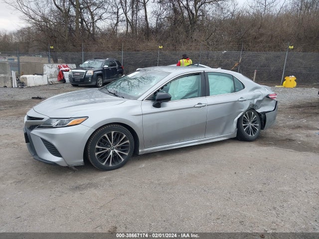 Toyota CAMRY SE 2020 4T1G11AK9LU931705 Image 2