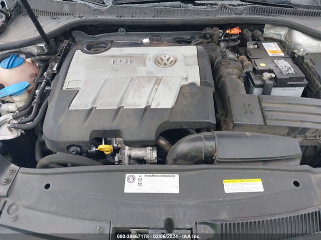 3VWPL7AJ5EM613075 Volkswagen Jetta Sportwagen 2.0l Tdi