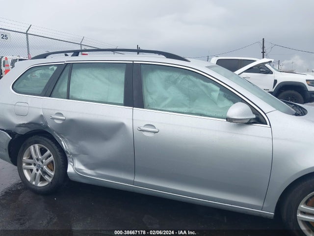 3VWPL7AJ5EM613075 Volkswagen Jetta Sportwagen 2.0l Tdi