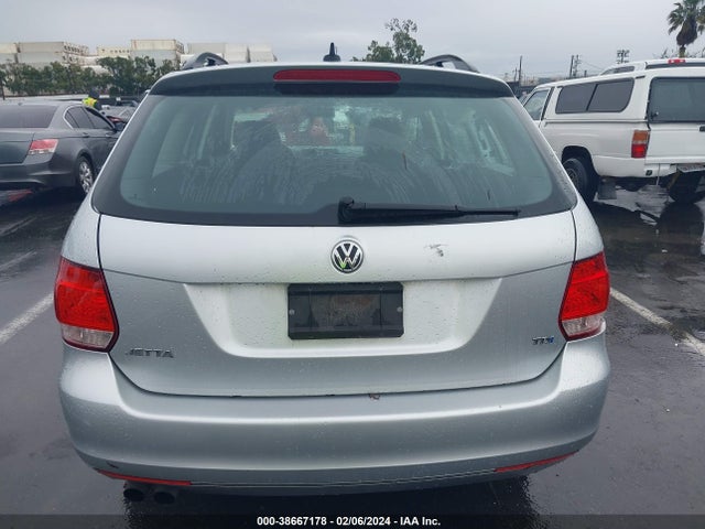 3VWPL7AJ5EM613075 Volkswagen Jetta Sportwagen 2.0l Tdi