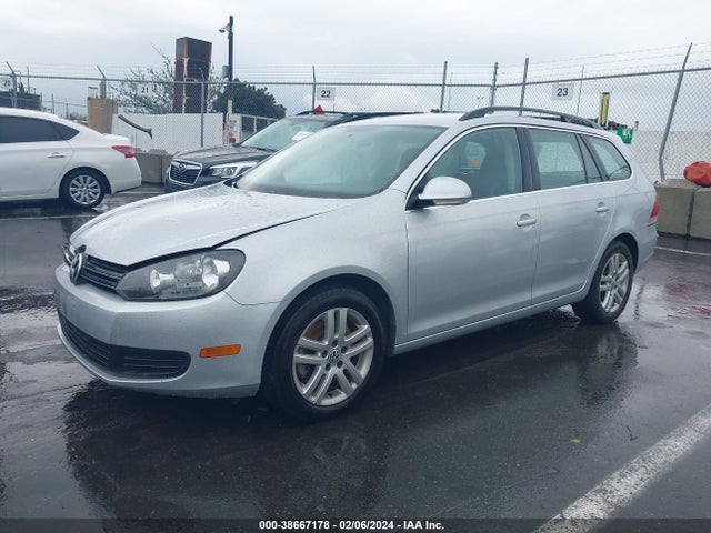 3VWPL7AJ5EM613075 Volkswagen Jetta Sportwagen 2.0l Tdi