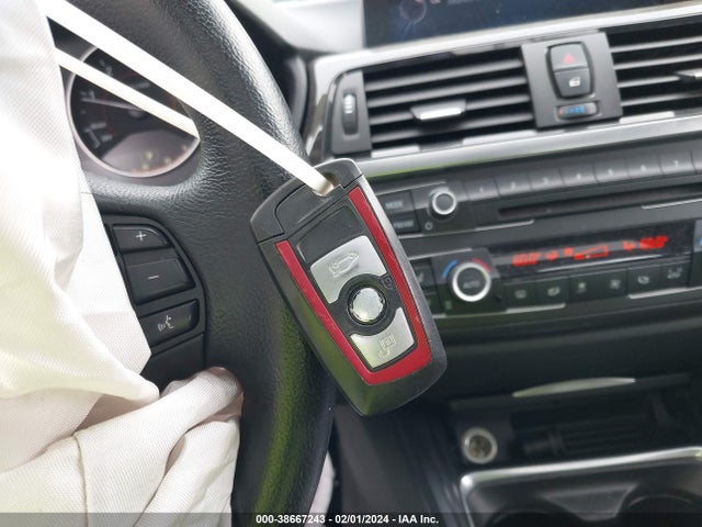 WBA3D3C58FK157621 BMW 328D