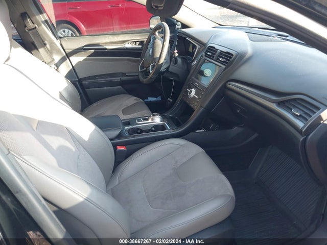 3FA6P0VP2JR214278 Ford Fusion Sport