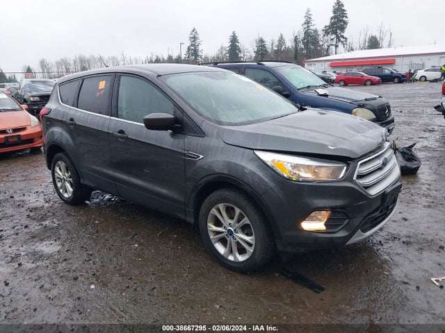 Ford ESCAPE SE 2019 1FMCU9GD3KUA22368 Image 1