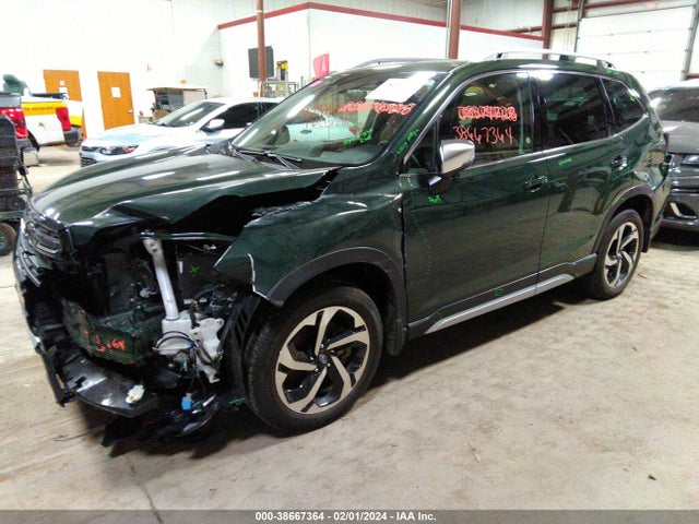 2022 SUBARU FORESTER TOURING VIN: JF2SKARCXNH501235