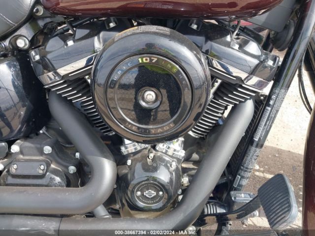 2018 HARLEY-DAVIDSON FLHC 1HD1YAJ1XJC029112 Photo 7