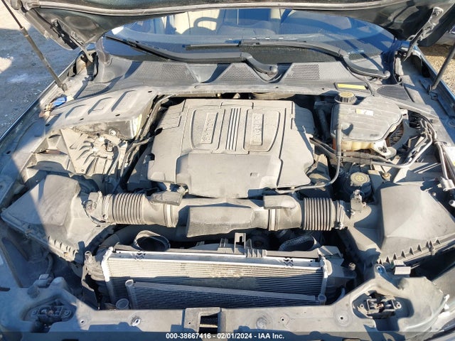 2011 JAGUAR XJ SAJWA2GBXBLV02365 Photo 9