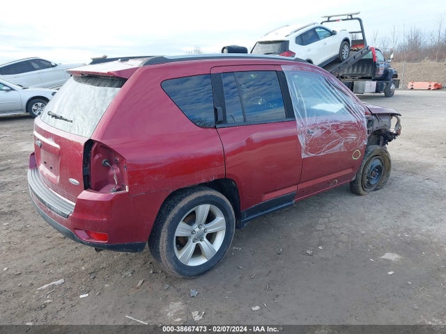 2016 JEEP COMPASS LATITUDE VIN: 1C4NJDEB5GD752932