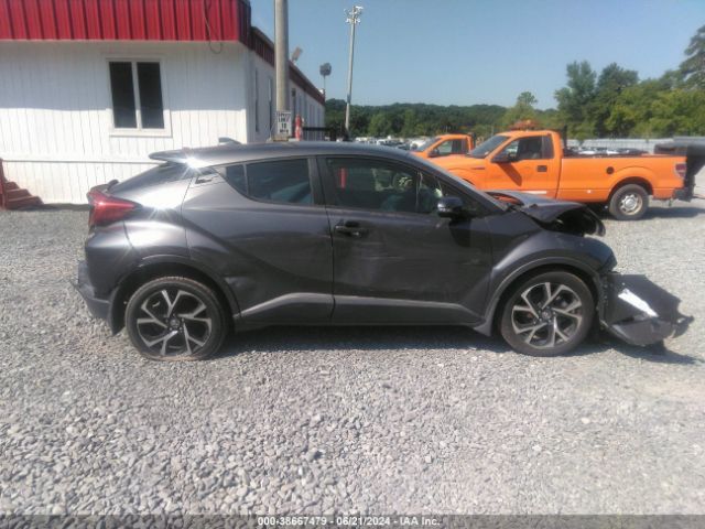JTNKHMBX3J1004456 Toyota C-hr Xle Premium